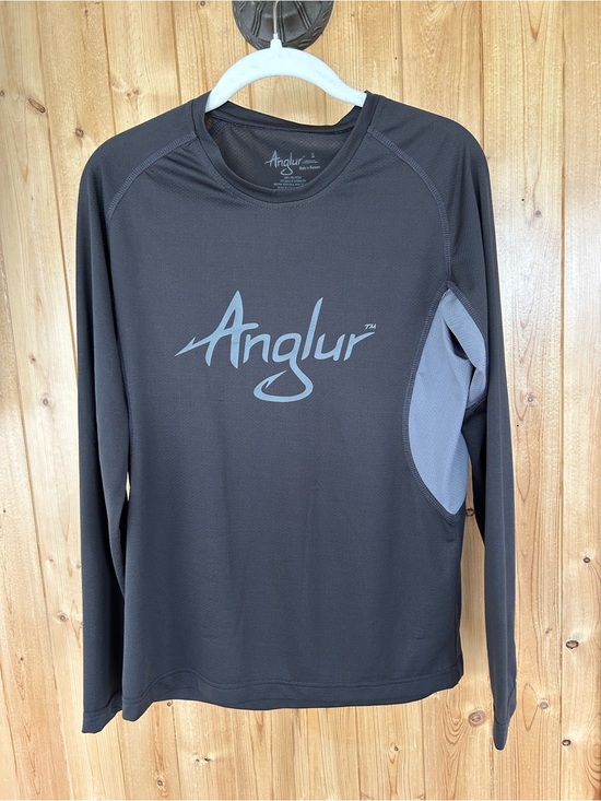 Anglur Tops - Women’s Anglur Long Sleeve Performance Tee in Black with Gray Accents Size Small